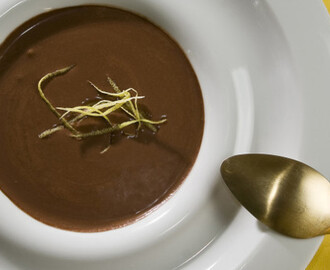 Κρέμα σοκολάτα με γιαούρτι, από τον Στέλιο Παρλιάρο!