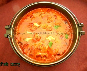 Kerala Fish Curry In Coconut Milk/ Nadan Meen Thenga Paalill Patichath