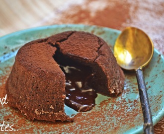 Υγρό σουφλέ σοκολάτας (mini lava cake)