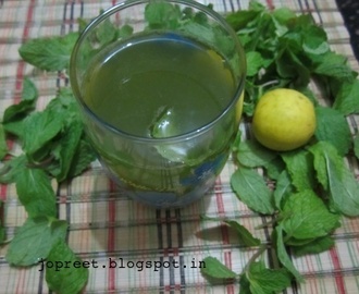 Lemon & Mint Juice (Nimbu aur Pudina ka Juice)