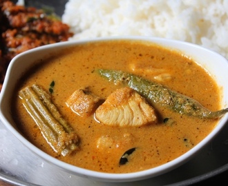 Drumstick Fish Curry Recipe / Meen Muringakka Kulambu Recipe