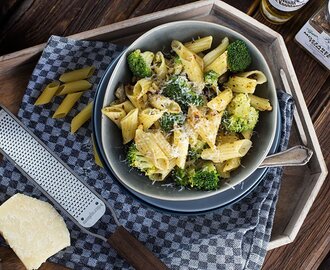 Italienische Gemüse – Nudel – Pfanne mit Brokkoli & Aubergine