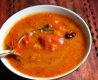 Easy Thakkali Kuzhambu Recipe / Tomato Kulambu Recipe
