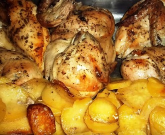 Μιά μοναδική συνταγή για τρυφερό και νόστιμο κοτόπουλο με πατάτες στη λαδόκολλα!