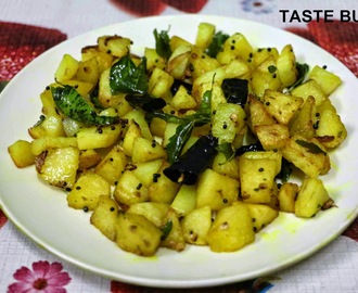 Potato Garlic Chips / Potato Mezhukkuperatty