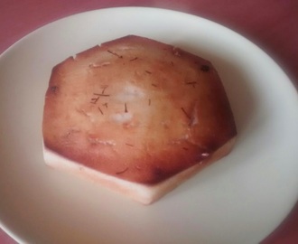 Rava Cake\ Semolina Cake (Eggless)