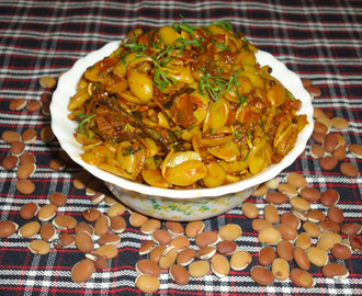 Kadve vaalachi usal using kala masala / sprouted bitter beans recipe