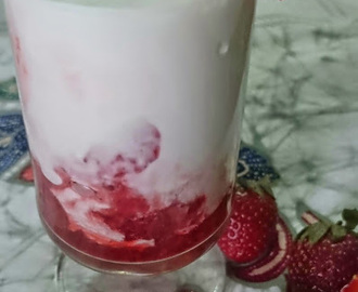 strawberry cream pudding