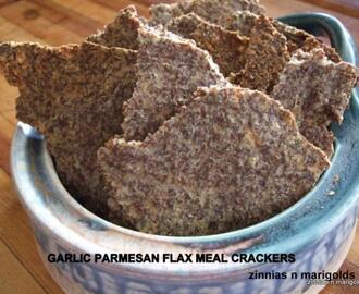 Low Carb - Garlic Parmesan Flax Seed Crackers