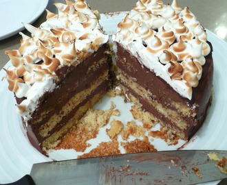 Gâteau étagé (Layer cake) chocolat-amande (IG bas, sans lactose, sans gluten)