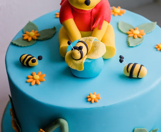 Winnie the Pooh Torte für 1. Geburtstag