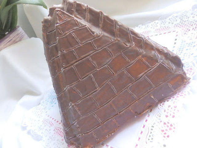 Piràmide de mousse de xocolata