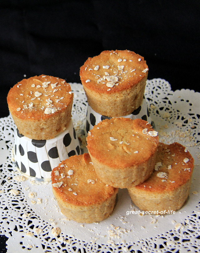 Oats cupcake recipe - Eggless Oats cupcake recipe - Breakfast cupcake recipe - Snack recipe - Oats recipes