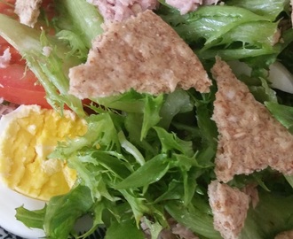 Salada de Atum ao Molho Caseiro de Limão