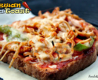 Schezwan Bread Pizza Toast | Schezwan Pizza Toast Recipe | How to Make Schezwan Bread Pizza