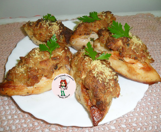 Peito de frango com crosta de castanha do Pará