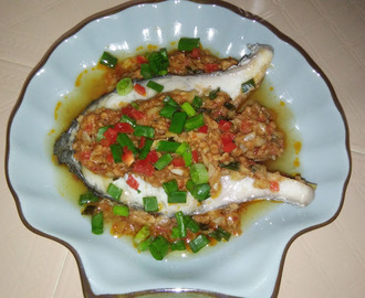 STEAMED FISH WITH CHILLI TAUCHEO