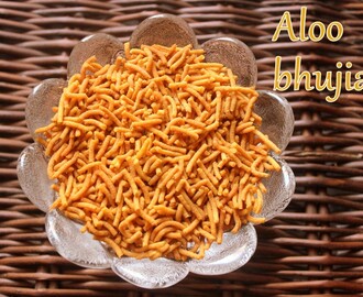 How to make aloo bhujia or potato sev recipe – Diwali snacks recipes