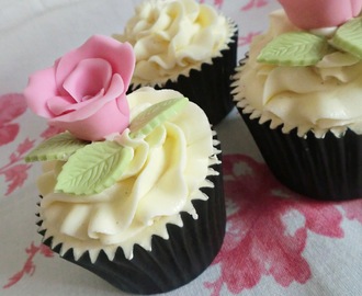 Cupcakes de pasta de frambuesa con vainilla y resultado del sorteo :)