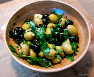 Superenkle marinerte oliven