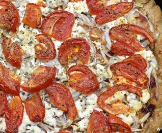 Πίτσα με κρεμμύδια – η ελληνική εύκολη πίτσα