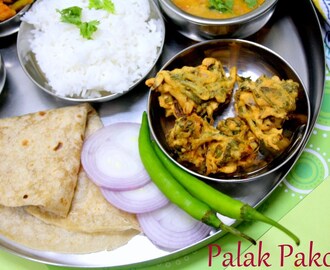 Palak Pakora | How to make Easy Spinach Onion Fritters