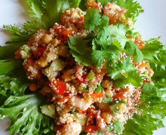 Quinoasalat med reker & kikerter - Asian style ♫♫