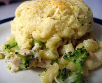 Healthy and Easy Chicken and Biscuits Casserole