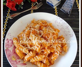 Pasta in Red Bell Pepper Sauce