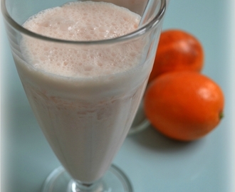 Smoothie orange sanguine et lait de coco
