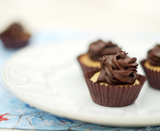 Mini cupcakes de almendra y chocolate