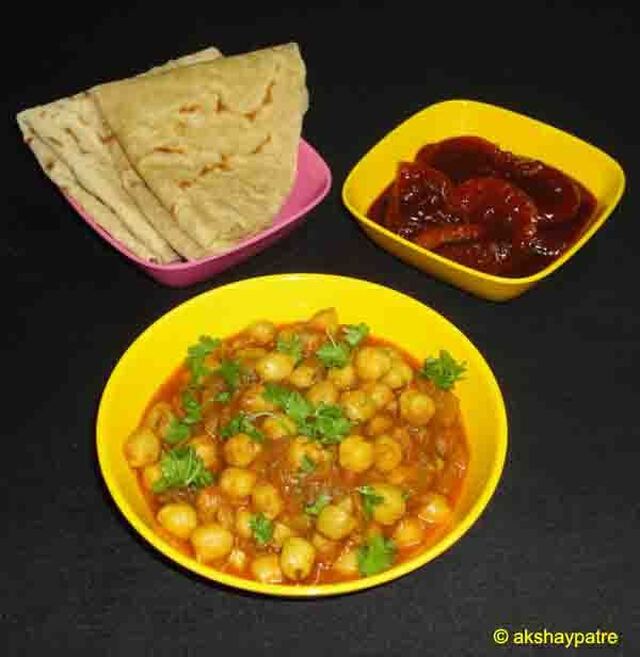 Chana masala North Indian style recipe - how to make chana masala using instant chana masala powder - chickpea masala recipe - bachelors recipe