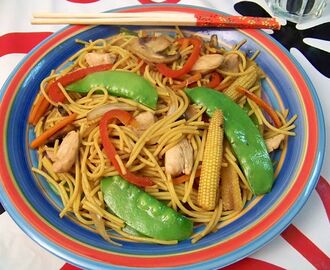 Wok de Pollo, Verduras y Noodles