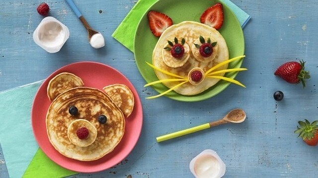 Pancakes χωρίς ζάχαρη – μόνο ΜΕ 3 ΥΛΙΚΑ – ιδανικό πρωινό για παιδιά, από το omorfamustika.gr!