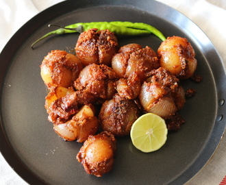 Recipe of Bharela Kanda(Stuffed Onions) Nu Shaak