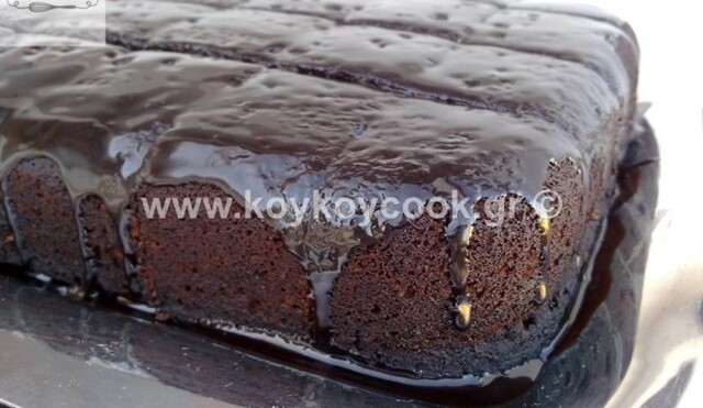 Βραστό κέικ σοκολάτας με άρωμα καφέ, από την αγαπημένη μας Ρένα Κώστογλου και το koykoycook.gr!