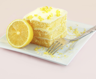 Κέικ λεμονιού με λεμωνάτη κρέμα τυριού