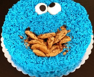 Cookie Monster - Bolo de Aniversário de côco com recheio de doce de ovos e amêndoas