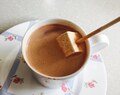 2 ingredientes: Chocolate quente com Nutella