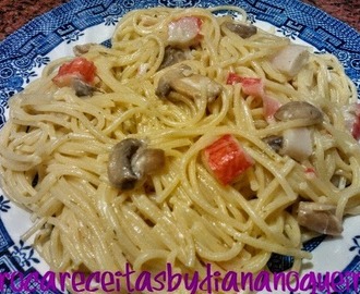 Esparguete com Delicias do Mar e Cogumelos