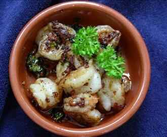 Sizzling Spanish Garlic Prawns - Tapas Style