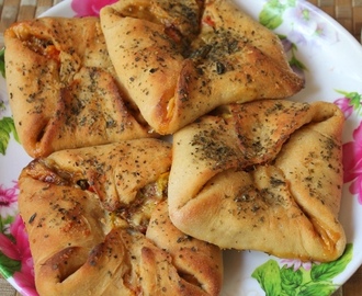 Cheese Parcels Recipe - Dominos Style Zingy Cheese Parcels Recipe