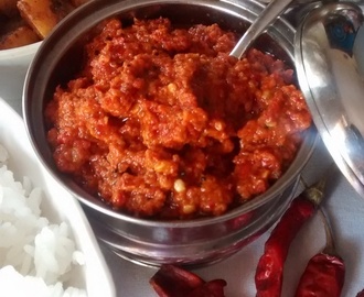 Kolhapuri Thecha (Lal Mirch Thecha) -Maharastrian Cuisine