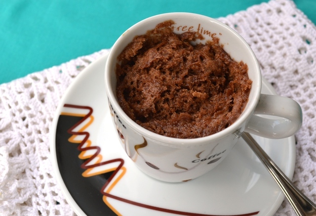 Mug cake de xocolata en cinc minuts al microones