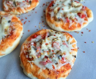Mini Pizza Recipe - Stepwise pictures