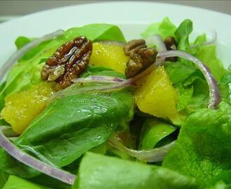 Orange Walnut Salad (Paula Deen)