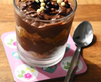 "Há vida para além da massa de atum #42" - Mousse de chocolate com bolacha – versão saudável // Healthy Chocolate Mousse with Biscuits