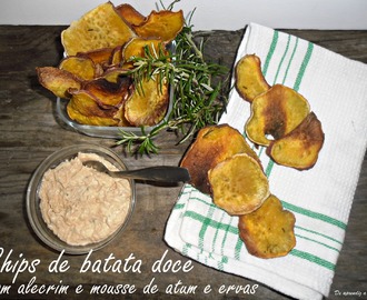 Chips de batata doce (no forno) com alecrim fresco e mousse de atum e ervas aromáticas