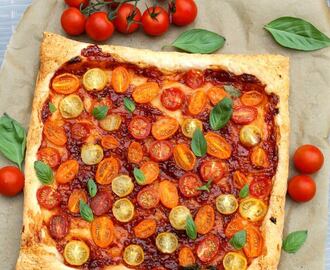 Easy Tomato Puff Pastry Tart – WeightWatchers Friendly
