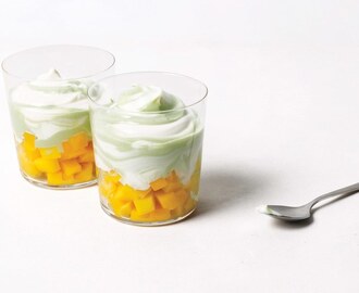 Yogurt & Matcha Swirl with Mango